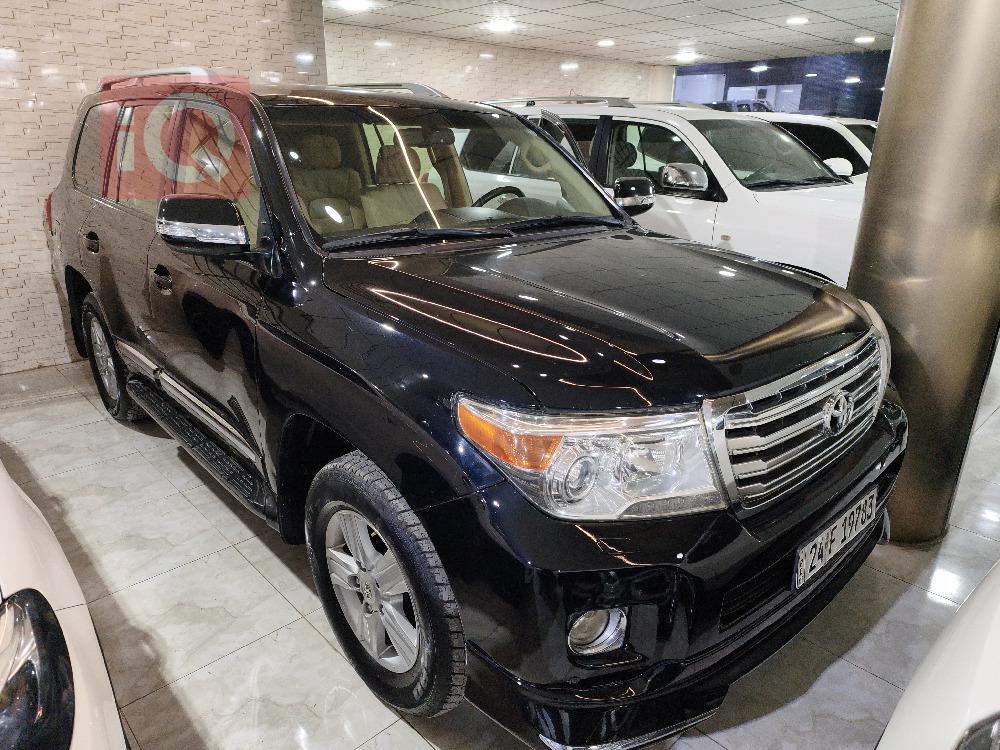 تويوتا لاندكروزر